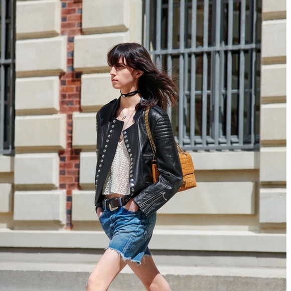 CELINE WESLEY SHORTS IN UNION WASH DENIM
VINTAGE UNION WASH - Picture 11 of 11